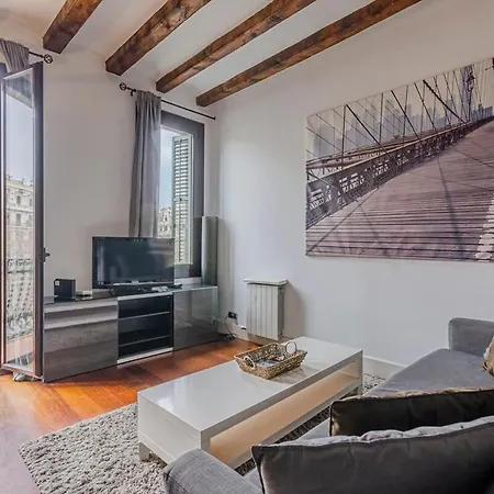 Cozy And Bright 3bd By Gran Via Lejlighed Barcelona