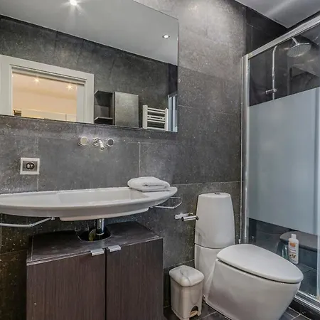 Appartamento Cozy And Bright 3bd By Gran Via Barcellona